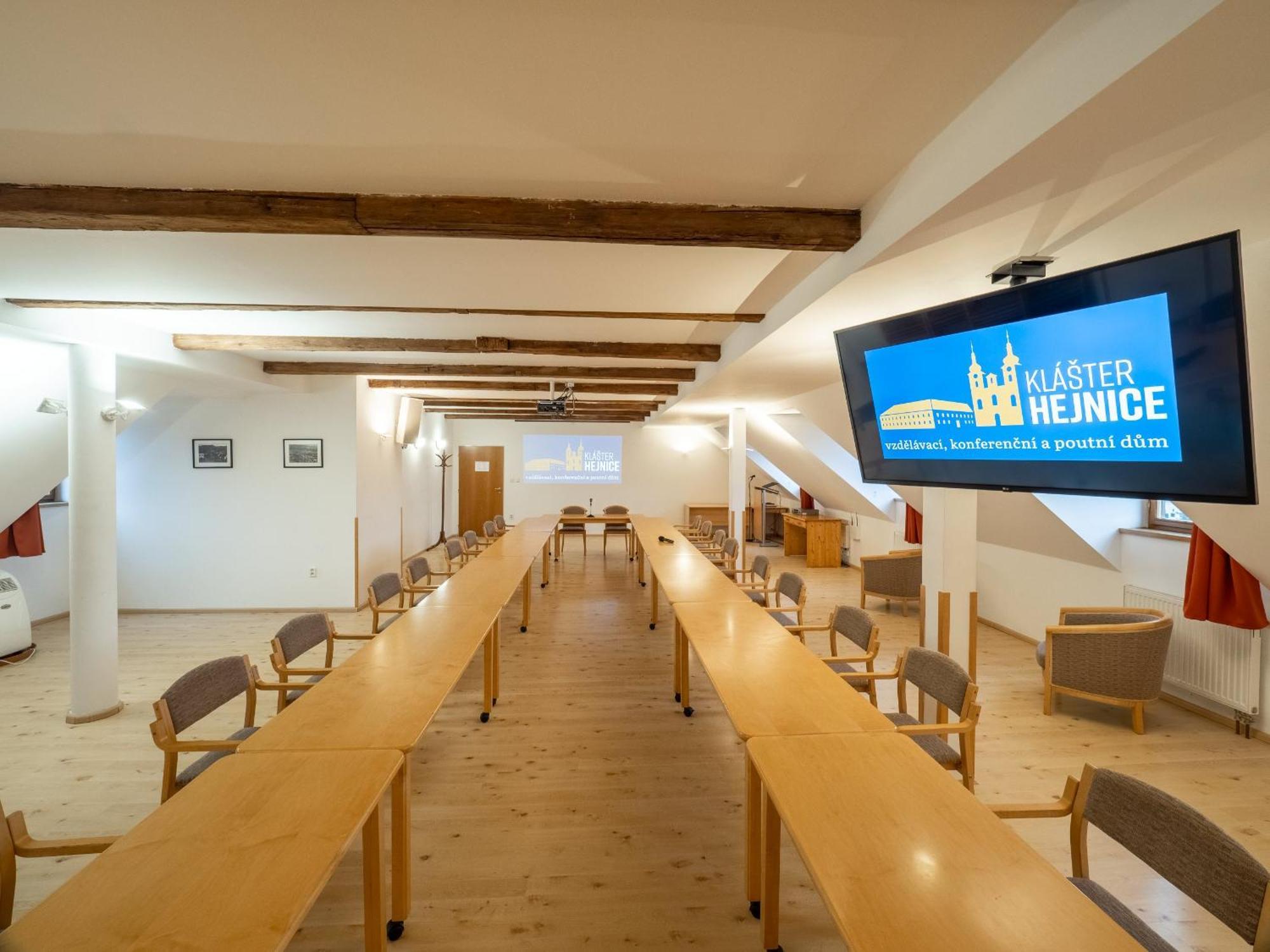Klaster Hejnice - Vzdelavaci, Konferencni A Poutni Dum ภายนอก รูปภาพ