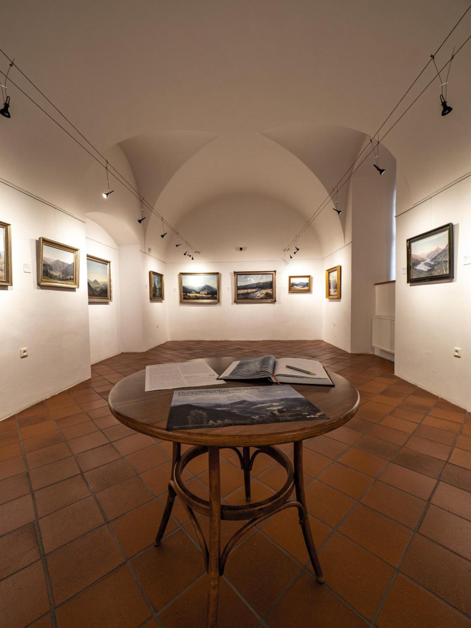 Klaster Hejnice - Vzdelavaci, Konferencni A Poutni Dum ภายนอก รูปภาพ