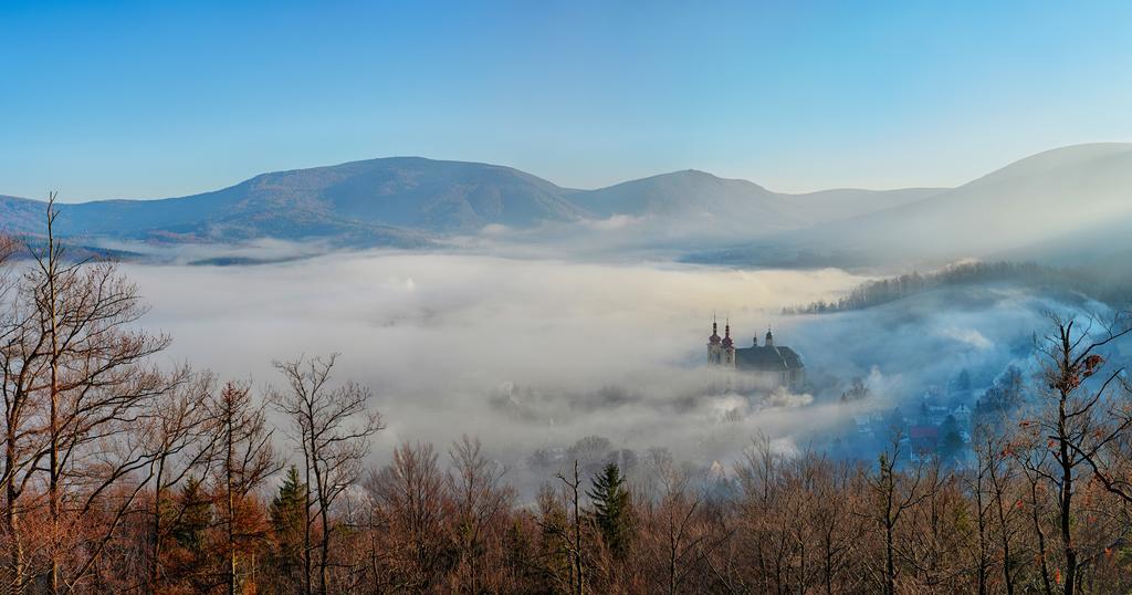 Klaster Hejnice - Vzdelavaci, Konferencni A Poutni Dum ภายนอก รูปภาพ